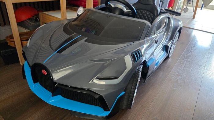 Bugatti electric Ride On
