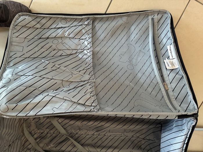 Lightweight Suitcase