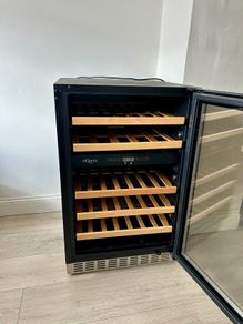 mQuvee Wine fridge