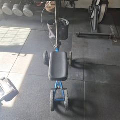 Knee scooter