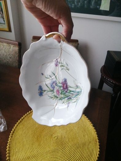 Porcelain bowl