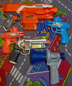 Gun toys