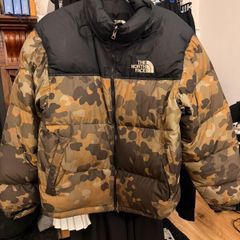 North Face Camo Nuptse 700 green black