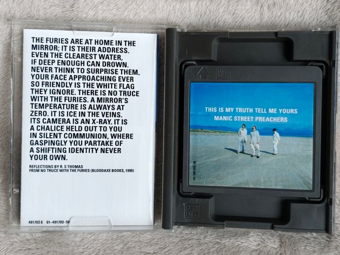 Manic Street Preachers - This Is My Truth Tell Me Yours - minidisc