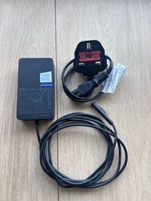 Microsoft 1800 Surface Pro power Adapter