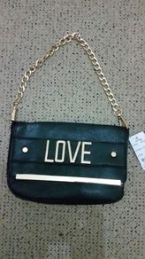 Brand new hand bag with removable chain