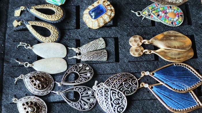 earings