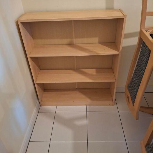 bookshelf