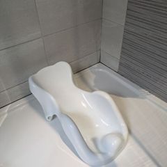 Baby bath insert seat