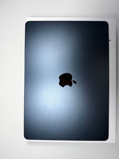 Apple Macbook Air