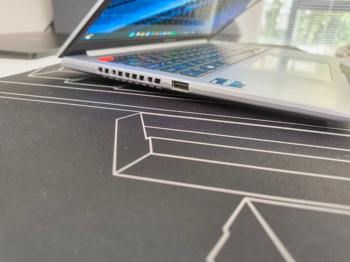 ASUS Vivobook S 15 Laptop - Intel Core i5 12th gen
