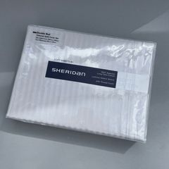 Sheridan Tailored Quilt Cover Set  ( double bed ) As New