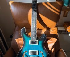 Prs Hollowbody