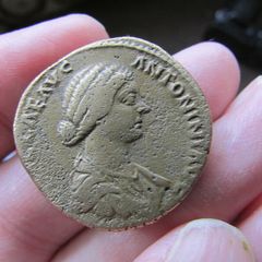 Sesterius Bronze coin.Lucilla 148-182.Father- Marcus Aurelius.
