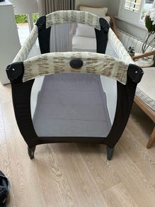 Graco Contour Electra Travel Cot