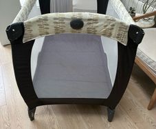 Graco Contour Electra Travel Cot
