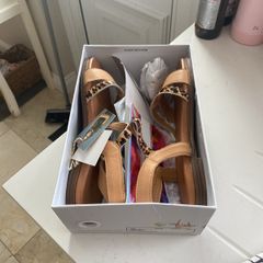 sandles