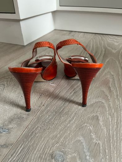 heels