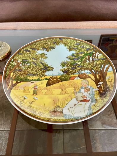 Vintage Collectors Plate Autumn Herbst Wall plate Heinrich Porcelain Villeroy and Boch