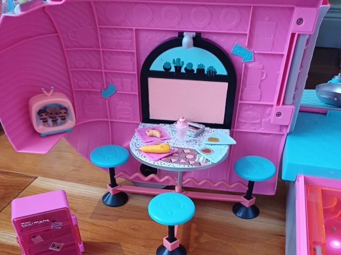 bundle offer Barbie LOL