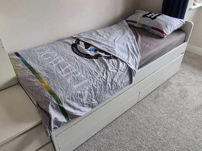child bed with drawer bed