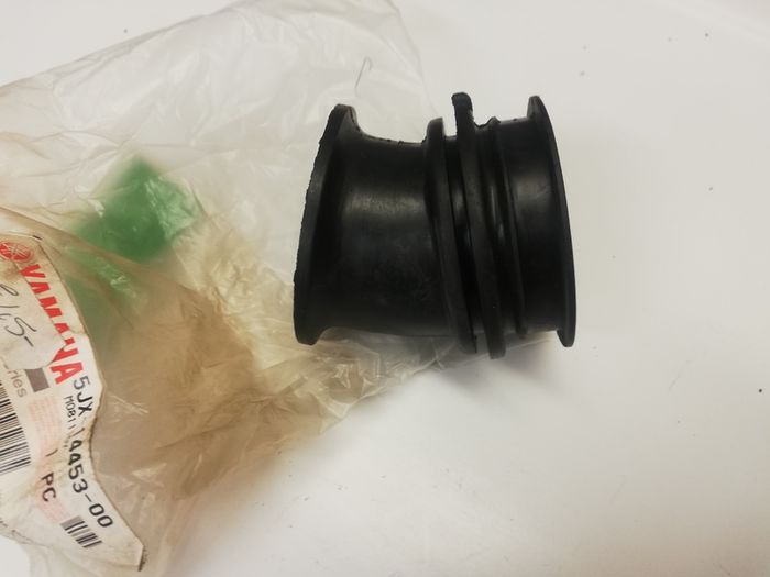 Yamaha XVS125 Dragstar airbox joint