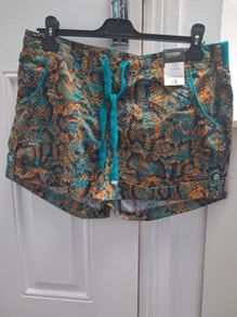 Ladies shorts