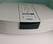 Bose Waveguide Radio (with Remote & Manual) perfect working order and condition