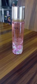 So unique body mist