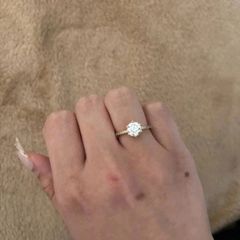 Pandora Gold Ring with Clear Stone comes w gift box