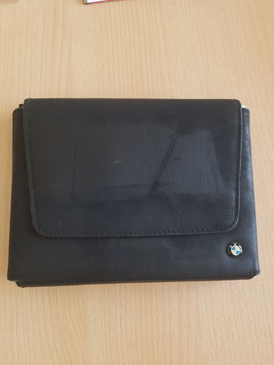 Genuine etuis for Bmw and Toyota