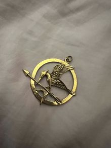 Mocking jay pendant