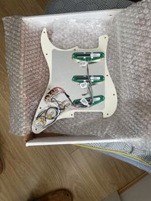 DiMarzio Billy Corgan Loaded Pickguard (White)