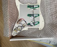 DiMarzio Billy Corgan Loaded Pickguard (White)