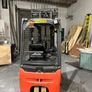 Linde Electric Forklift  1.6T  7,550 Hours  3 W Image 3