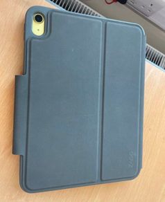 IPad A16 11inch 128gb Yellow and keyboard case
