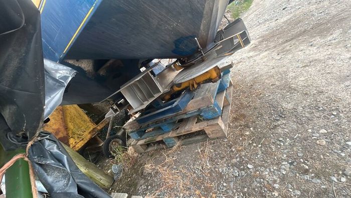 Manure spreaders