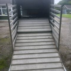Sheep trailer