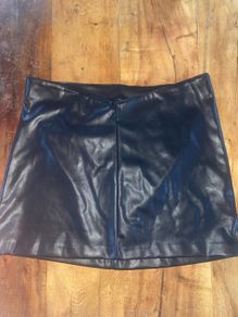 H&M Black faux leather skirt
