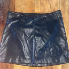 H&M Black faux leather skirt