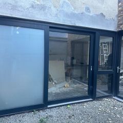 Sliding doors