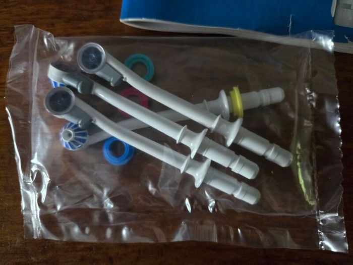 Oral-B oxyjet water flosser