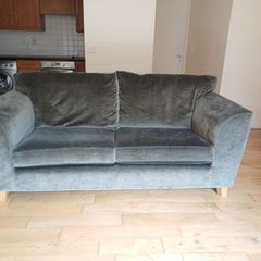 2 sofas.