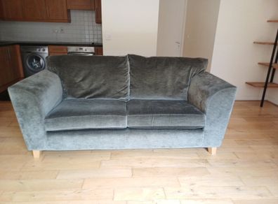 2 sofas.