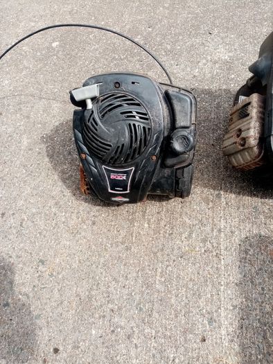 Lawnmower engines for sale