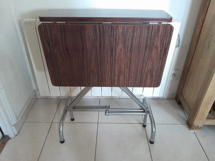 Vintage small Kitchen Double Drop leaf 1950s folding legs 100 ono  100 euro