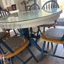 free table & chairs Image 3