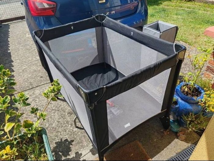 Graco travel cot