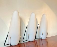 1 x Mid Century Philips Louis Kalff Wall Light Sconce, Opaline Milk Glass Black Wire Frame, 70s Dutch