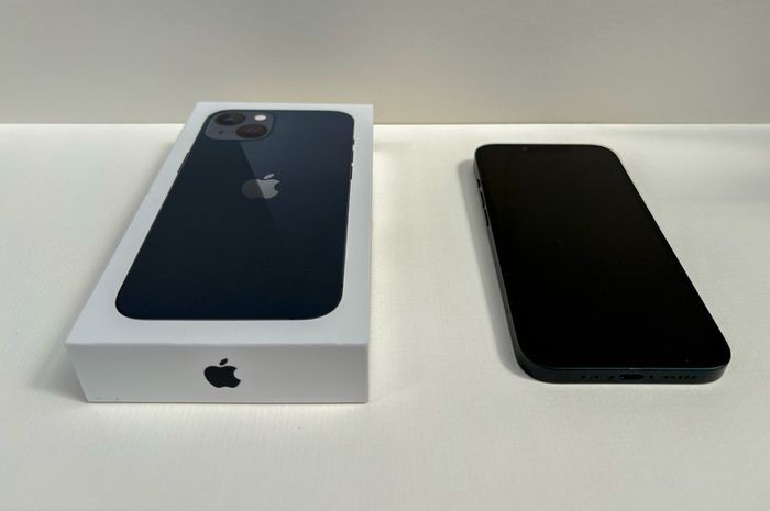 iPhone 13 - 128 GB